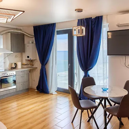 Apartment Elite By Signature