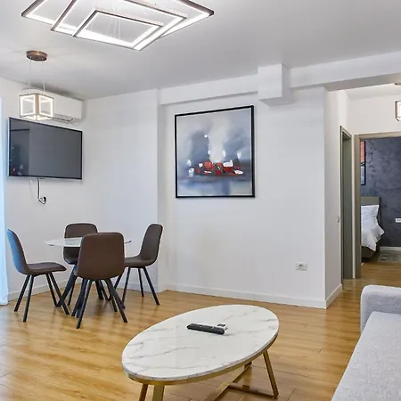 Elite By Signature Apartment Navodari